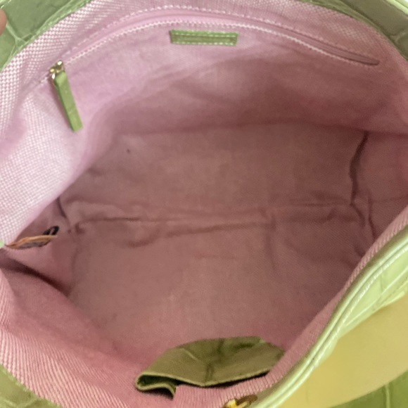 Dooney & Bourke Croco Embossed Leather bag - Picture 9 of 10